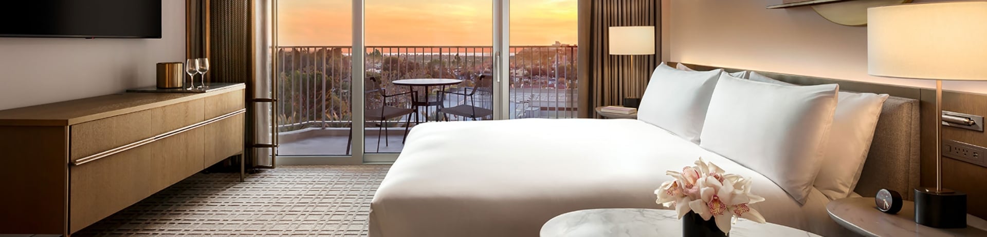 Deluxe Sunset View Guest Rooms