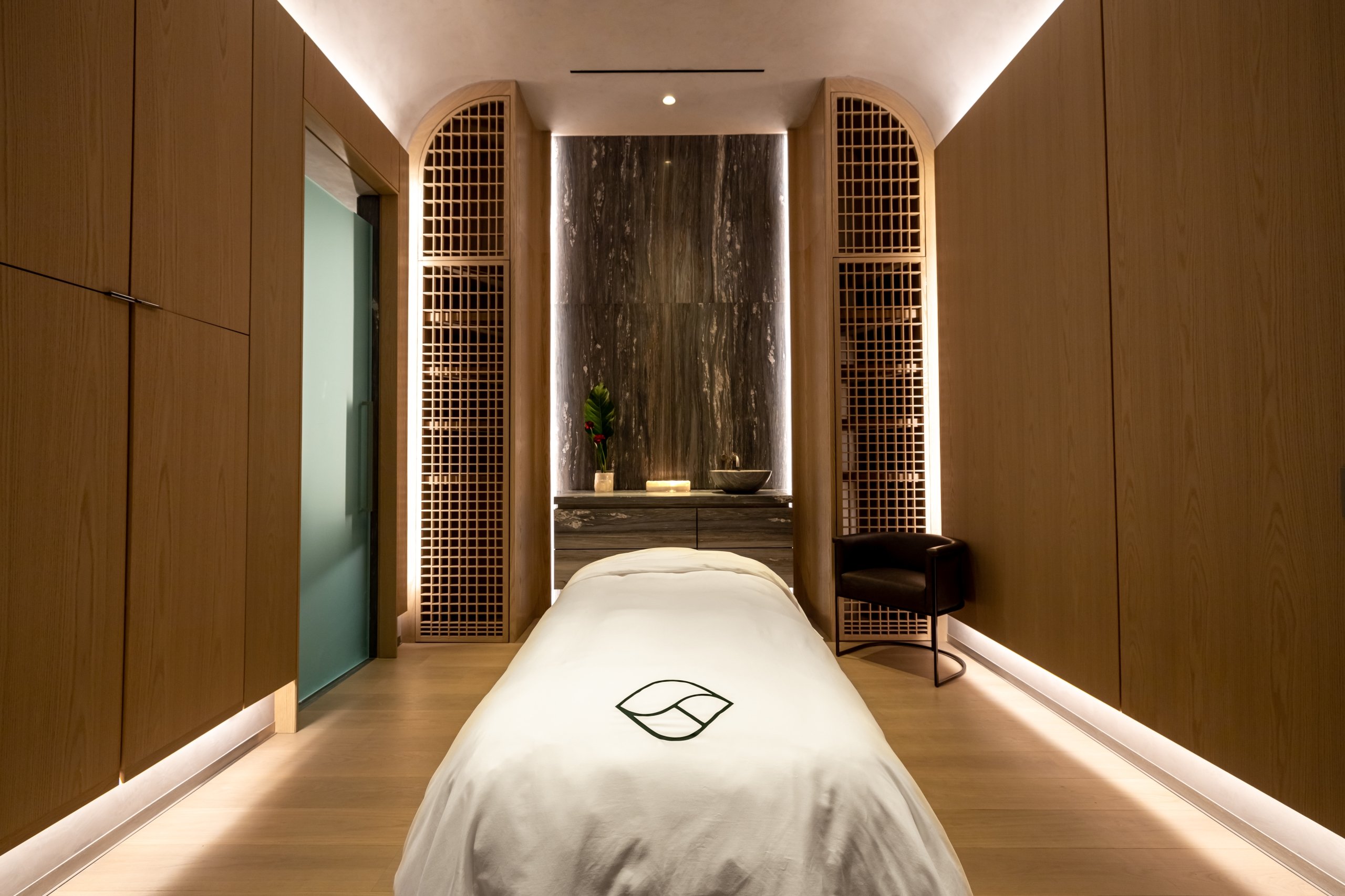 Fairmont Spa Century Plaza - Image 7